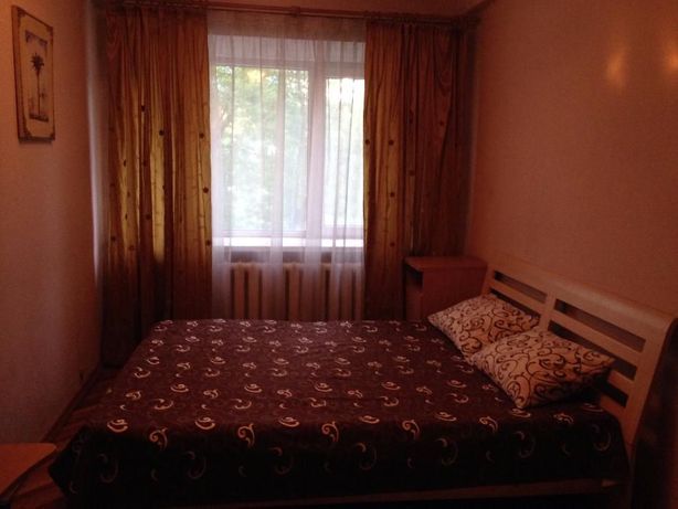 Rent daily an apartment in Kyiv on the Avenue Peremohy per 700 uah. 