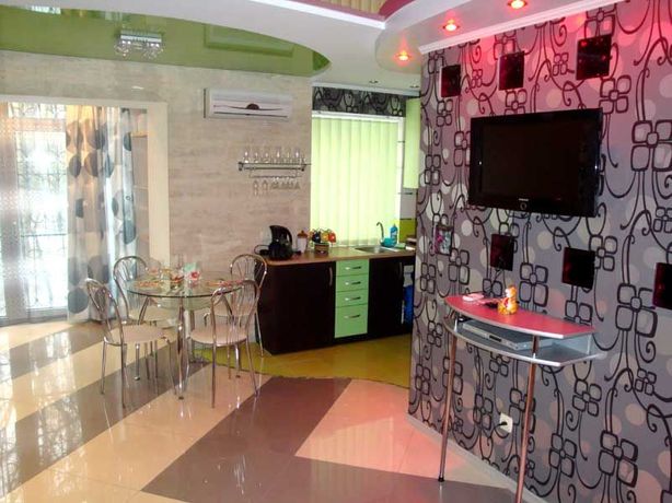 Rent daily an apartment in Kherson on the Avenue 200-richchia Khersonu 40 per 749 uah. 