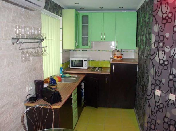 Rent daily an apartment in Kherson on the Avenue 200-richchia Khersonu 40 per 749 uah. 