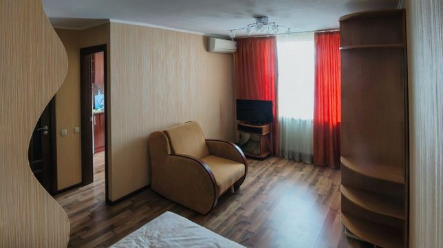 Rent daily an apartment in Cherkasy on the St. Heroiv Dnipra 53 per 500 uah. 