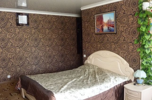 Rent daily an apartment in Kharkiv on the Avenue Heroiv Pratsi per 399 uah. 