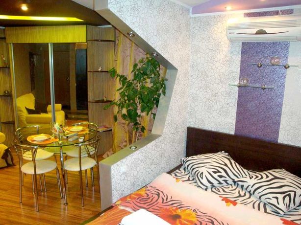 Rent daily an apartment in Kherson on the Svobody square per 599 uah. 