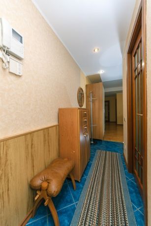 Rent daily an apartment in Kyiv on the St. Vasylkivska 3 per 1400 uah. 