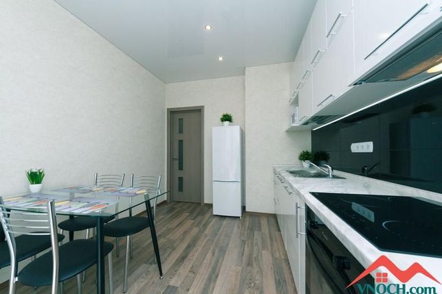 Rent daily an apartment in Kyiv on the St. Virmenska 6а per 850 uah. 