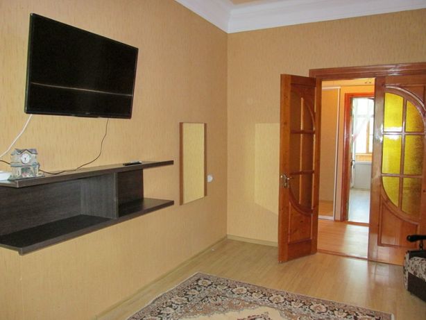 Rent daily an apartment in Berdiansk on the St. Horkoho 39 per 400 uah. 