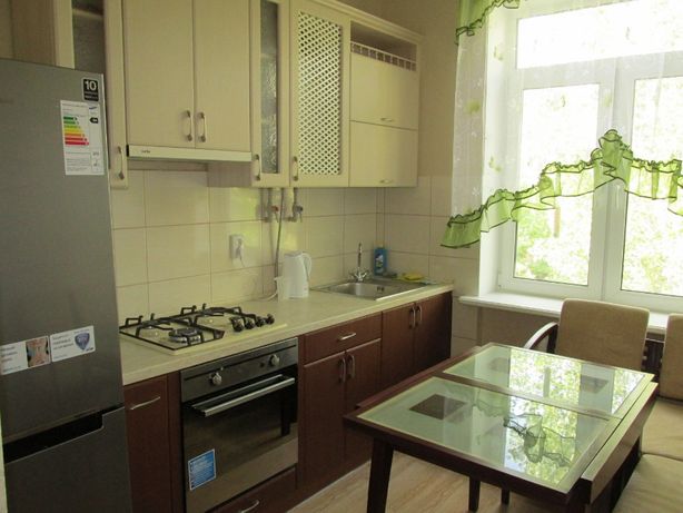 Rent daily an apartment in Berdiansk on the St. Horkoho 39 per 400 uah. 