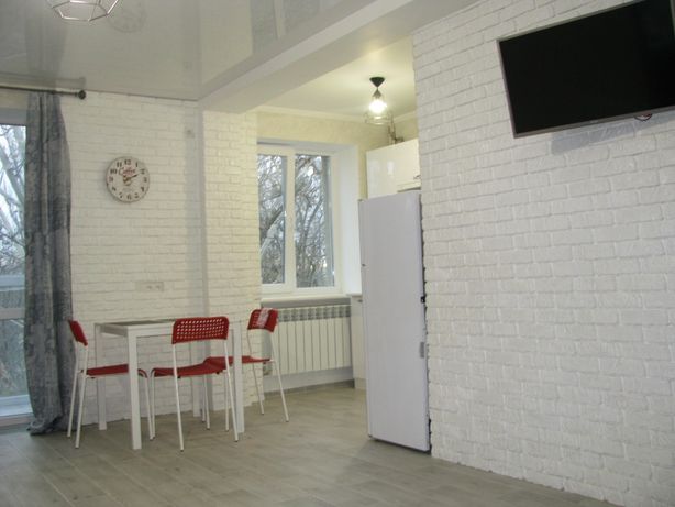 Rent daily an apartment in Kherson on the Svobody square per 700 uah. 