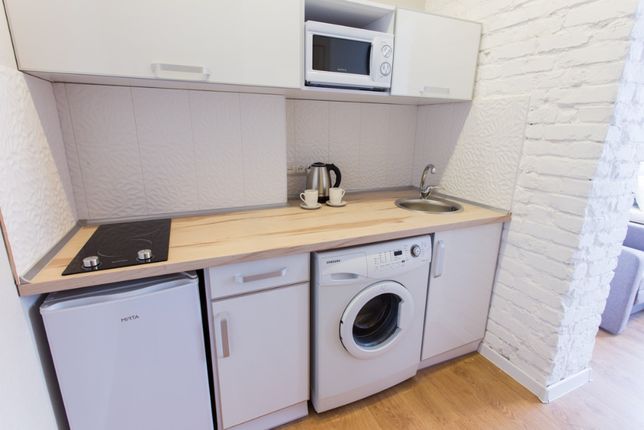 Rent daily an apartment in Kharkiv on the St. Lyudviha Svobody 95 per 500 uah. 