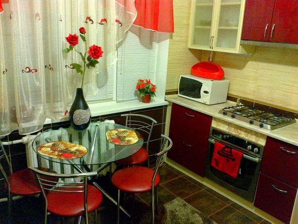 Rent daily an apartment in Sumy on the St. Illinska per 399 uah. 