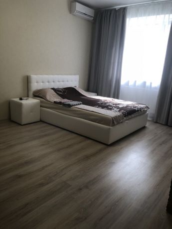 Rent daily an apartment in Chernihiv on the Avenue Peremohy per 500 uah. 