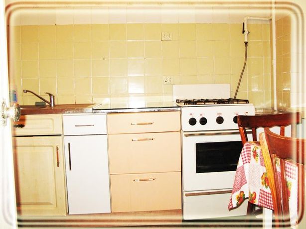 Rent daily an apartment in Kyiv on the Solomianska square per 450 uah. 