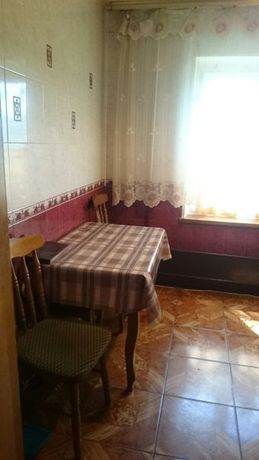 Rent daily an apartment in Kyiv on the Avenue Bazhana Mykoly 7 per 650 uah. 