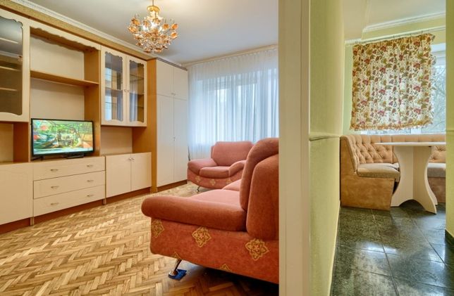 Rent daily an apartment in Kyiv on the St. Kioto 15/13 per 650 uah. 