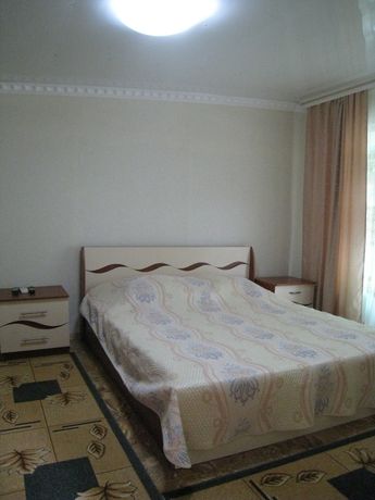Rent daily a house in Berdiansk per 400 uah. 