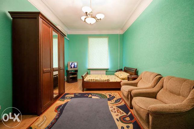 Зняти подобово квартиру в Києві на вул. Толстого Льва за 1500 грн. 