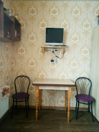 Rent daily an apartment in Kharkiv on the lane Vidrodzhennia per 350 uah. 