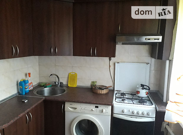 Rent daily an apartment in Mykolaiv on the St. Krylova per 350 uah. 