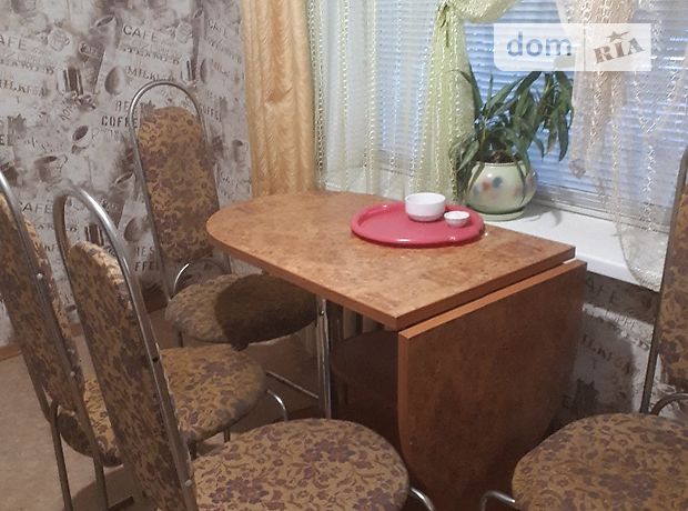 Rent daily an apartment in Zaporizhzhia on the lane Malyi per 700 uah. 