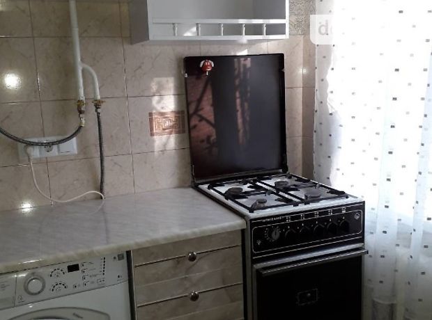 Rent an apartment in Vinnytsia on the St. 2-i Pyrohova per 6700 uah. 