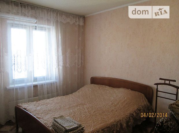 Rent daily an apartment in Kyiv on the Avenue Bazhana Mykoly 5 per 450 uah. 