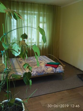 Rent daily an apartment in Kyiv on the St. Zoolohichna per 550 uah. 