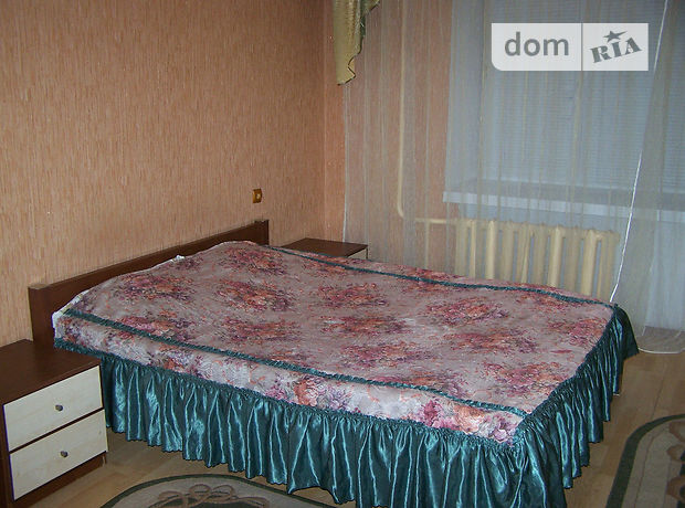 Зняти подобово квартиру в Хмельницькому на вул. Проскурівська за 350 грн. 