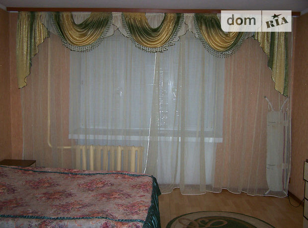 Снять посуточно квартиру в Хмельницком на ул. Проскуривская за 350 грн. 