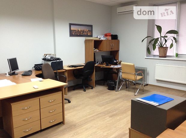 Rent an office in Kyiv on the St. Yevhena Konovaltsia 32Г per 93596 uah. 