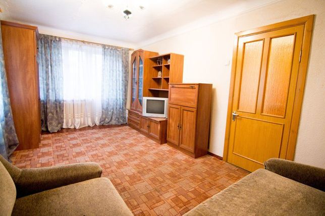 Зняти подобово квартиру в Дніпрі на просп. Гагаріна 2 за 400 грн. 