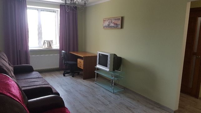 Rent an apartment in Sumy on the St. Internatsionalistiv 9-г per 5999 uah. 