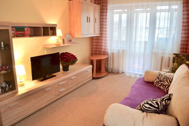 Rent daily an apartment in Kyiv on the St. Vasylenka Mykoly per 800 uah. 