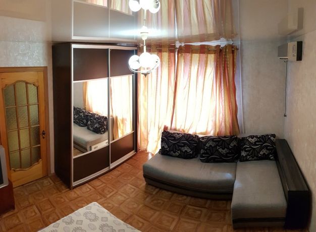 Rent daily an apartment in Kherson on the St. Ushakova per 400 uah. 