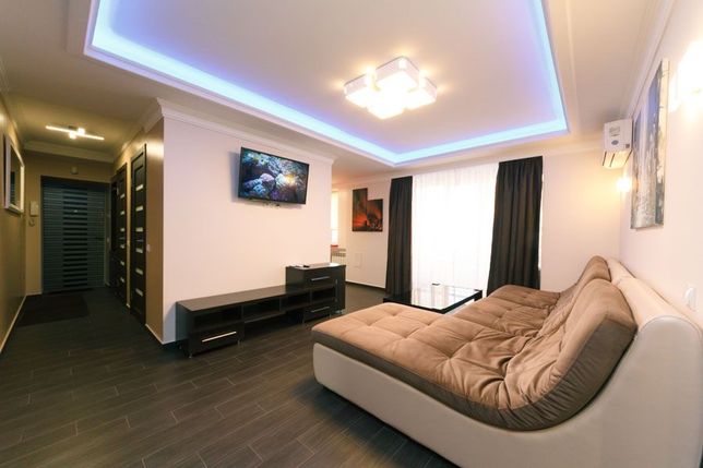 Rent daily an apartment in Kyiv on the St. Lesi Ukrainky 14/88 per 2759 uah. 