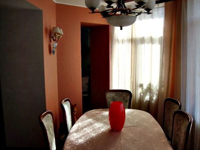 Rent an apartment in Sumy on the St. Petropavlivska per 14000 uah. 