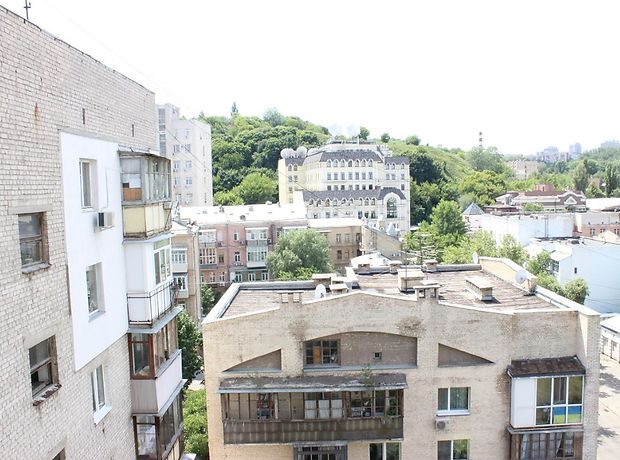 Снять квартиру в Киеве на Контрактовая площадь за 13500 грн. 