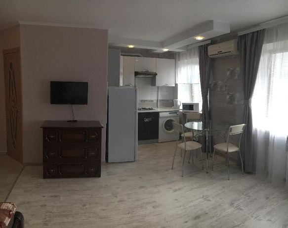 Rent daily an apartment in Berdiansk on the Avenue Azovskyi per 300 uah. 