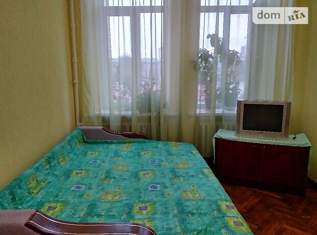 Rent daily an apartment in Kharkiv on the St. Poltavskyi shliakh per 350 uah. 