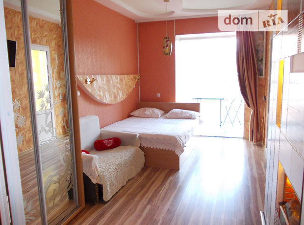 Rent daily an apartment in Poltava on the St. Zyhina 5 per 650 uah. 