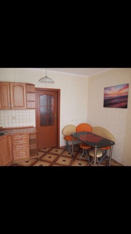 Rent an apartment in Zaporizhzhia on the Blvd. Tsentralnyi 22 per 11000 uah. 
