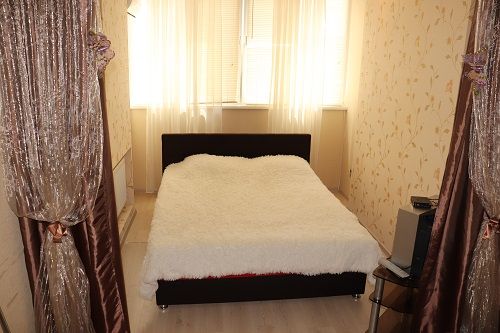 Rent daily an apartment in Kyiv on the lane Politekhnichnyi 12/ per 550 uah. 