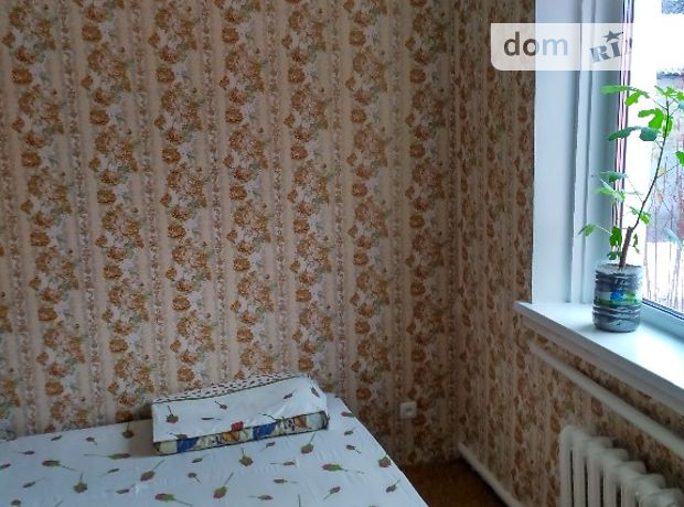 Rent daily an apartment in Kyiv on the Vokzalna square per 450 uah. 