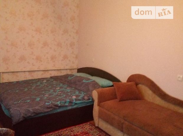 Rent an apartment in Vinnytsia on the St. 2-i Pyrohova per 6800 uah. 
