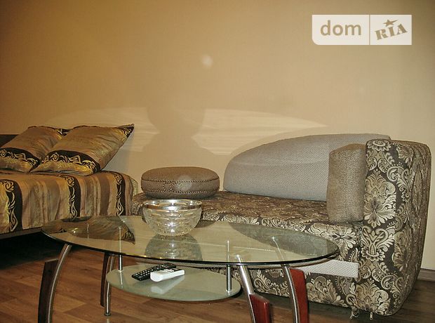 Rent daily an apartment in Dnipro near Metro Vokzalna per 550 uah. 