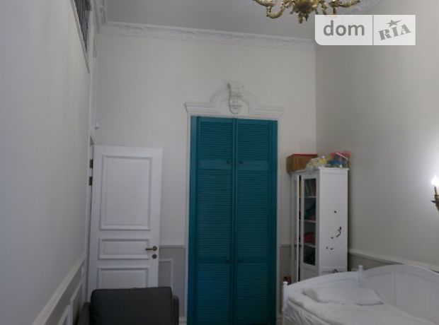 Rent an apartment in Kyiv on the St. Stanislavskoho 3 per 82915 uah. 