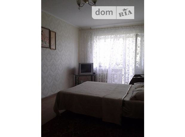 Rent daily an apartment in Berdiansk on the St. Berdianska 14 per 400 uah. 