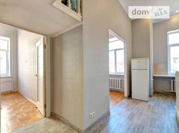 Rent an apartment in Kyiv on the St. Saksahanskoho 33/35 per 18844 uah. 