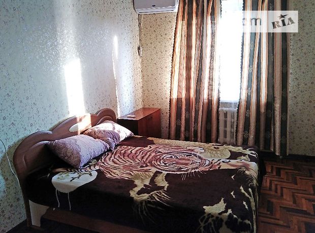 Зняти подобово квартиру в Запоріжжі на вул. Зестафонська за 450 грн. 