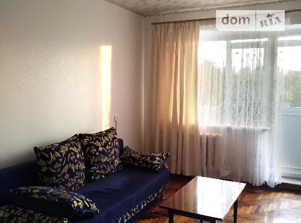Rent daily an apartment in Zaporizhzhia on the St. Zestafonska per 450 uah. 
