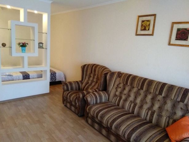 Rent daily an apartment in Dnipro on the St. Kalynova per 480 uah. 