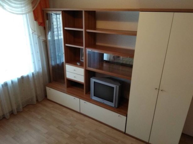 Rent daily an apartment in Dnipro on the St. Kalynova per 480 uah. 